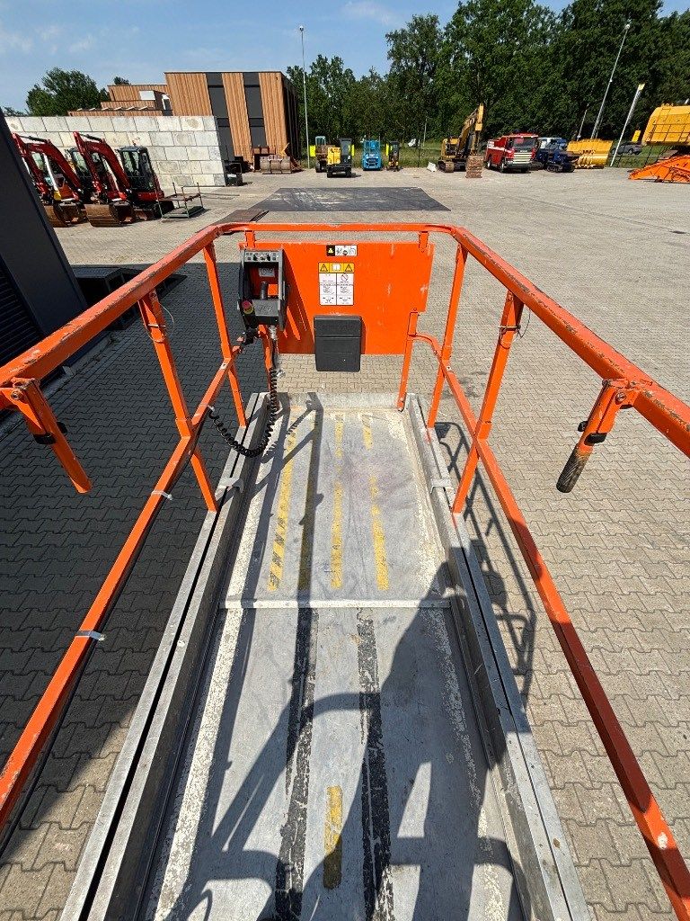 JLG 2646 ES