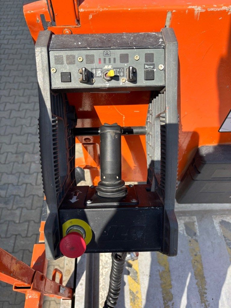 JLG 2646 ES