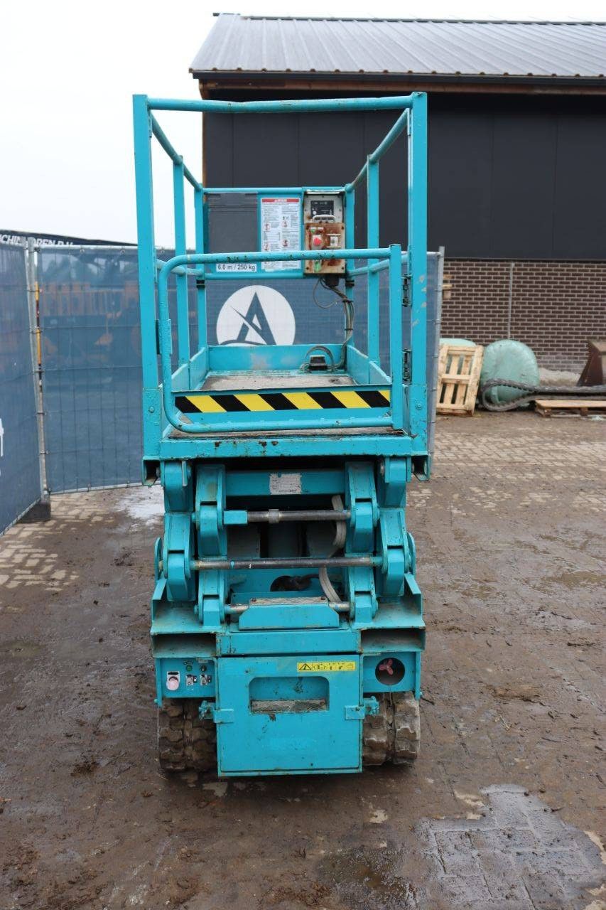 Airman ENCL06 Electric Scissor Lift 8m 2008