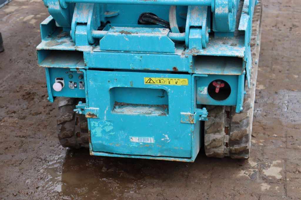 Scissor lift Airman ENCL06 8m 2008