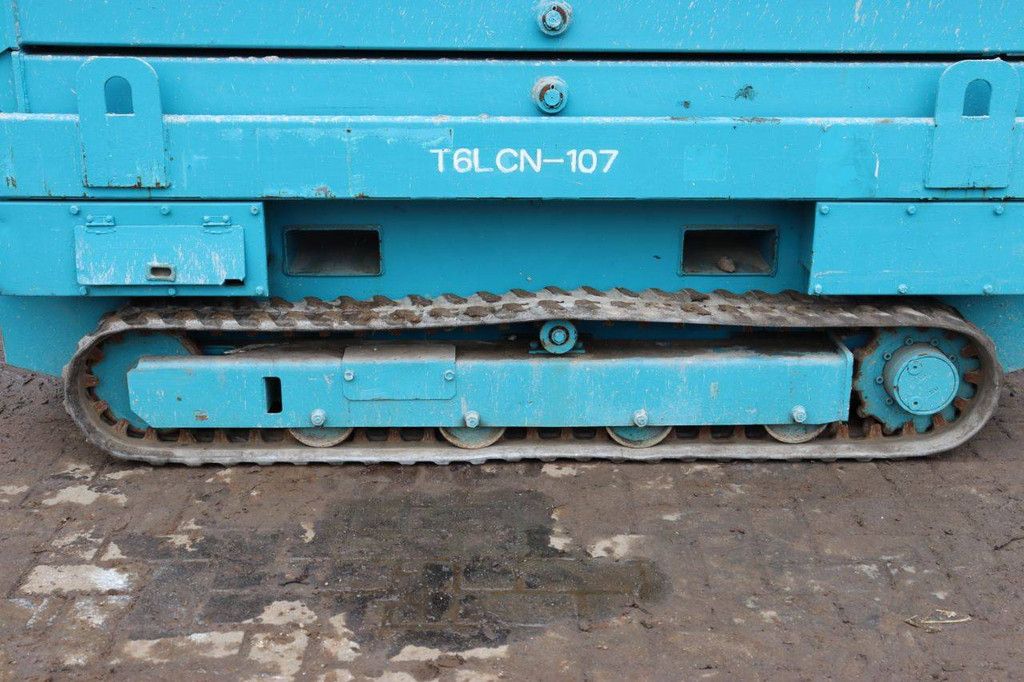 Scissor lift Airman ENCL06 8m 2008