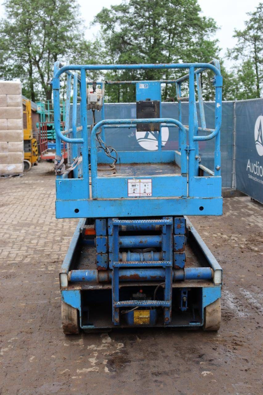Schaarhoogwerker Upright X26 Elektrisch 9.9m