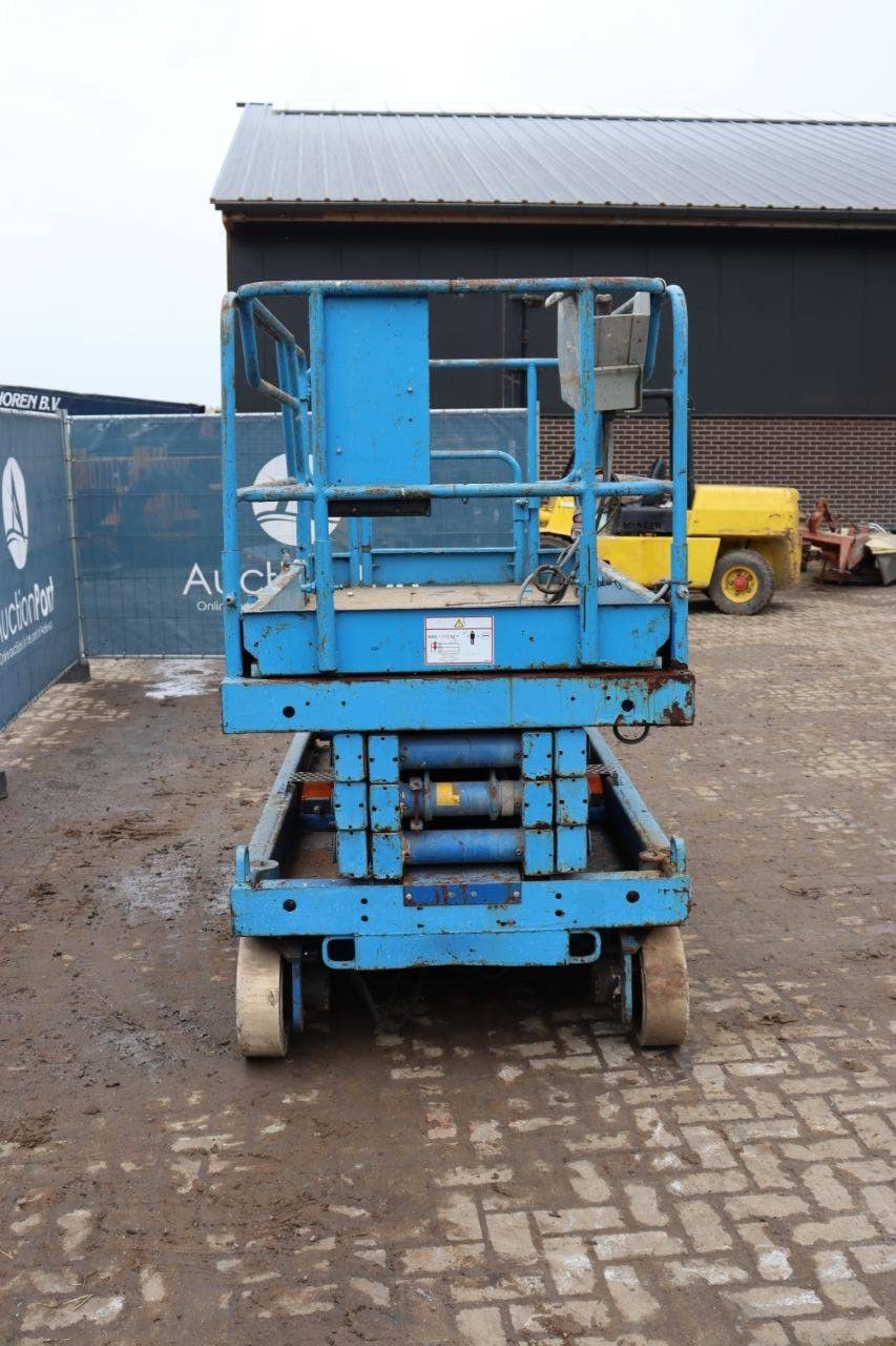 Schaarhoogwerker Upright X26 Elektrisch 9.9m