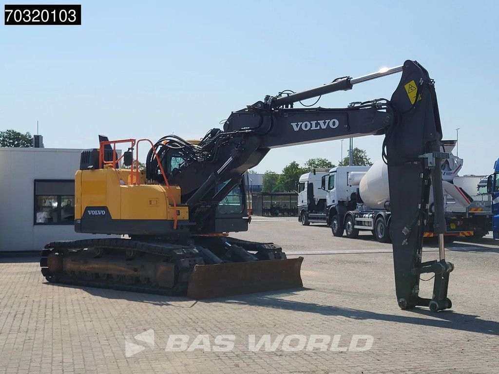 Volvo ECR235 E L