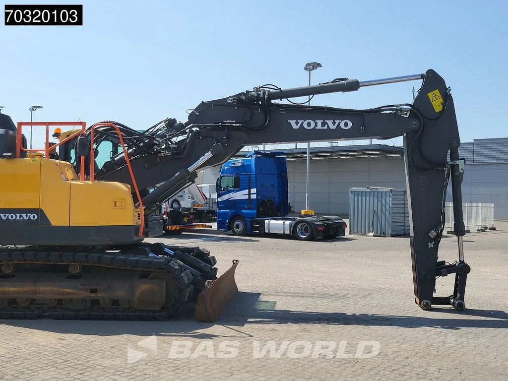 Volvo ECR235 E L