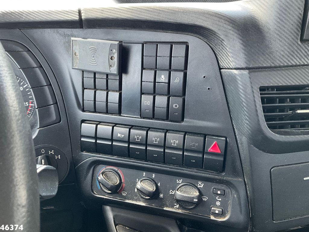 Iveco Trakker AD260T45 6x4 Euro 6 Full steel Just 213.482 km!