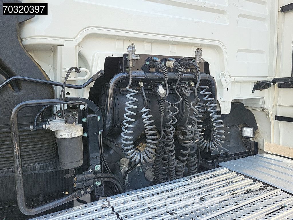 MAN TGX TGX 18.470 4X2 XXL Retarder 2xTanks ACC