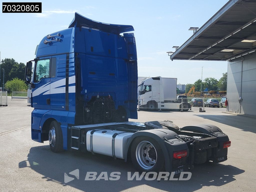 MAN TGX 18.510 4X2 Mega XXL Retarder 2xTanks ACC Navi Standklima