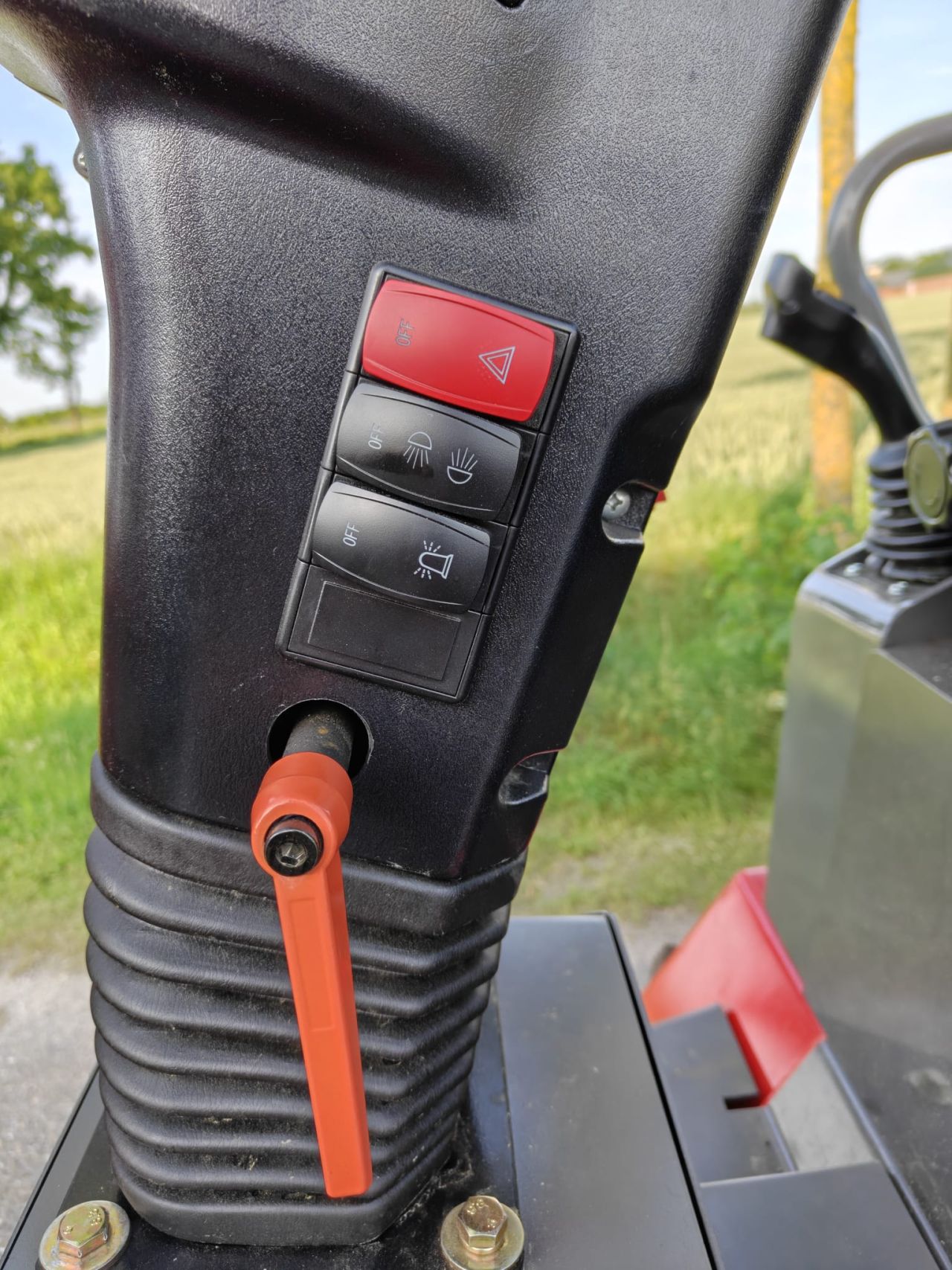 KINGWAY H190 Wiellader (knikgestuurd) – NIEUW | Kubota motor