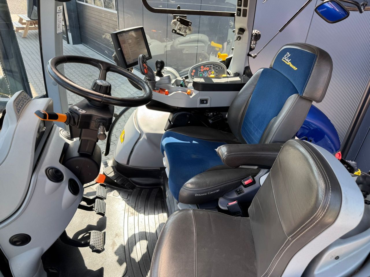 New Holland T6.180 Autocommand