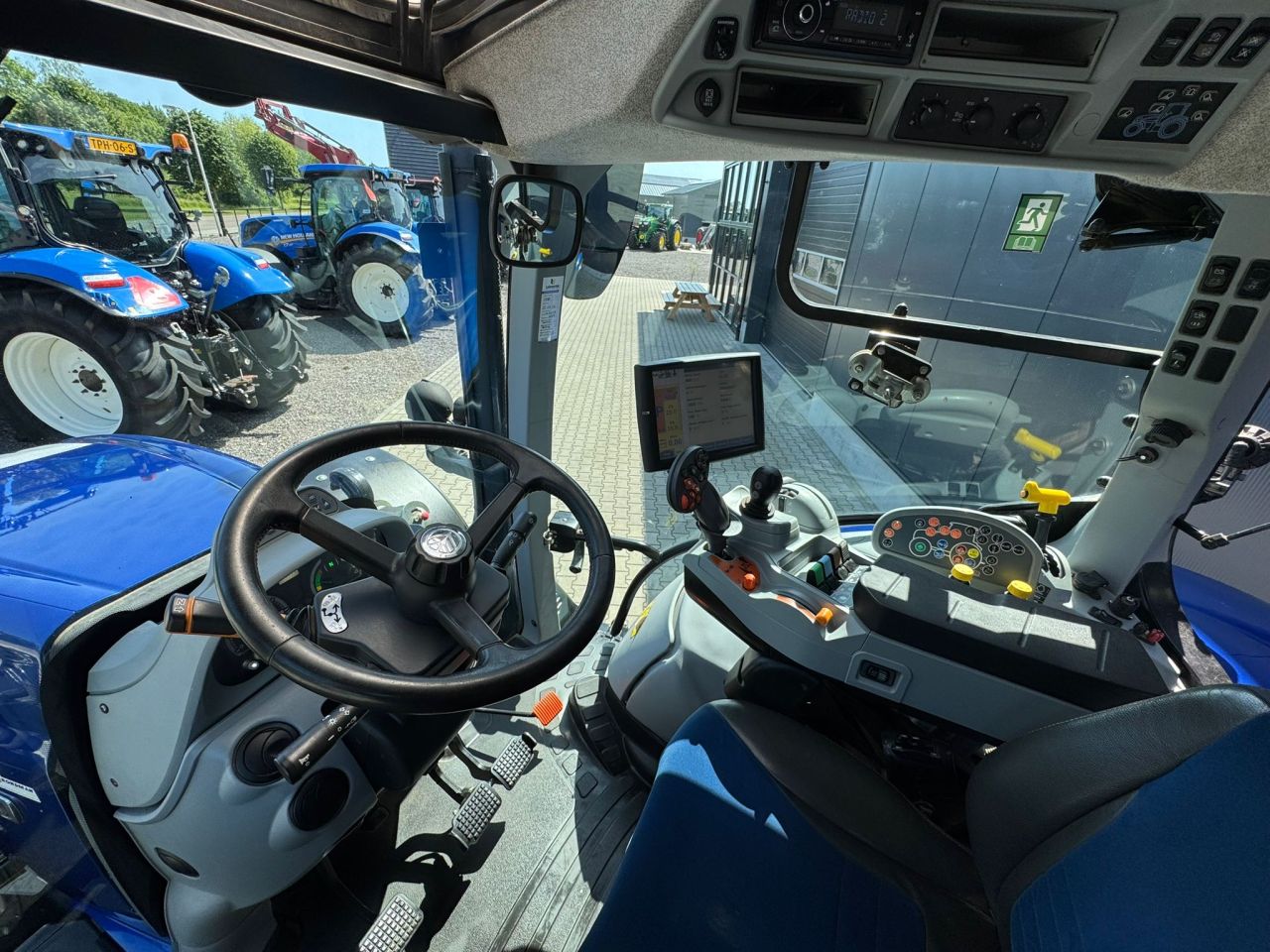 New Holland T6.180 Autocommand