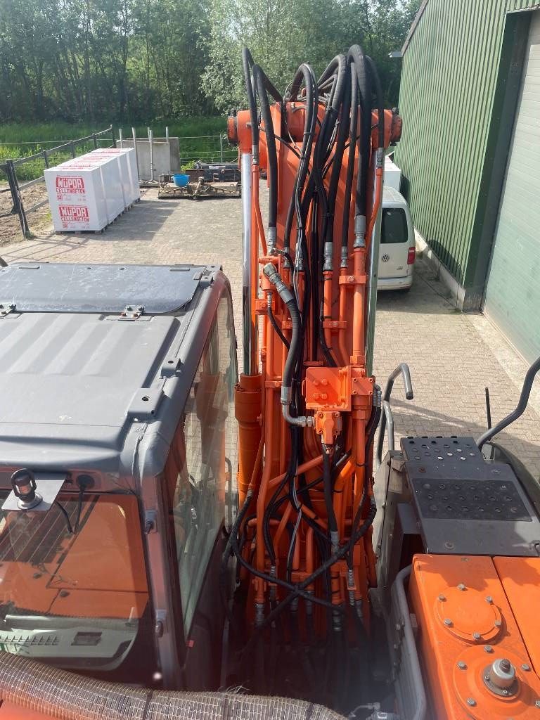 Hitachi ZX 140 W-3 mobiele kraan