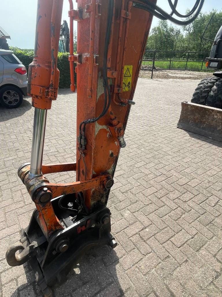 Hitachi ZX 140 W-3 mobiele kraan