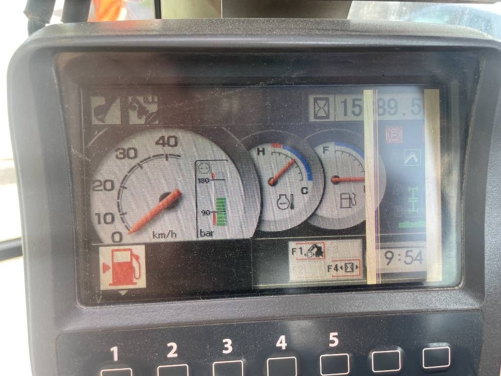 Hitachi ZX 140 W-3 mobiele kraan