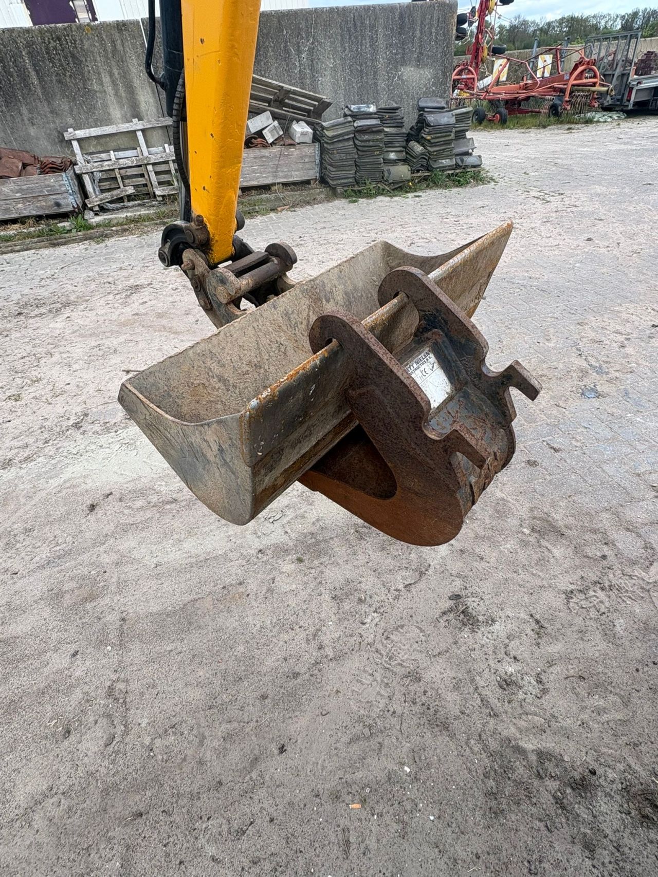 Jcb 8018 cts minigraver