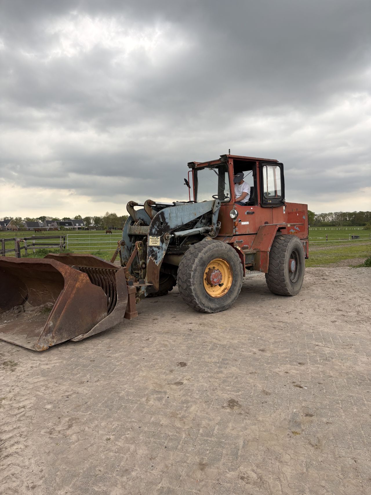 Ahlmann az10 marge shovel