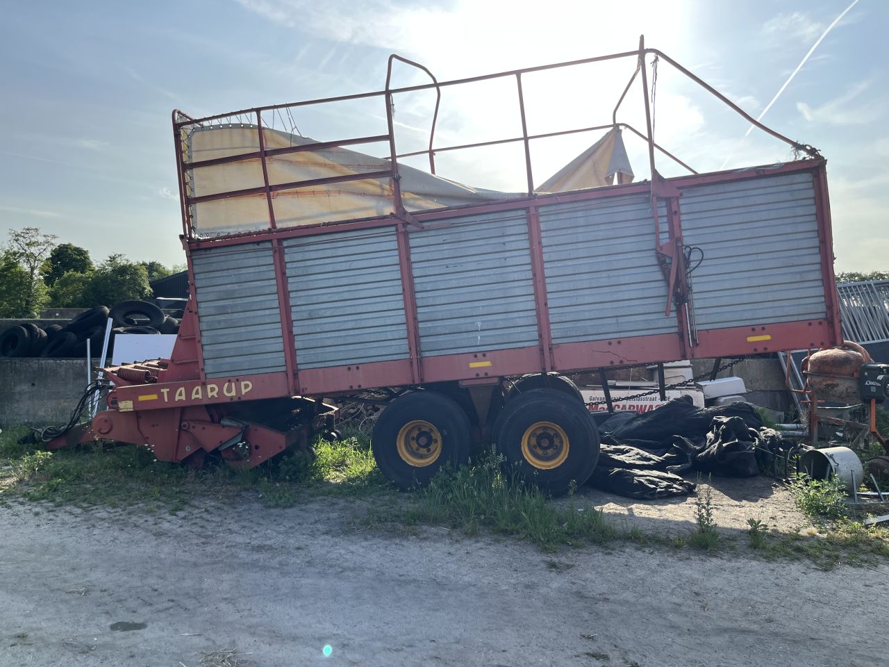 Taarup opraapwagen