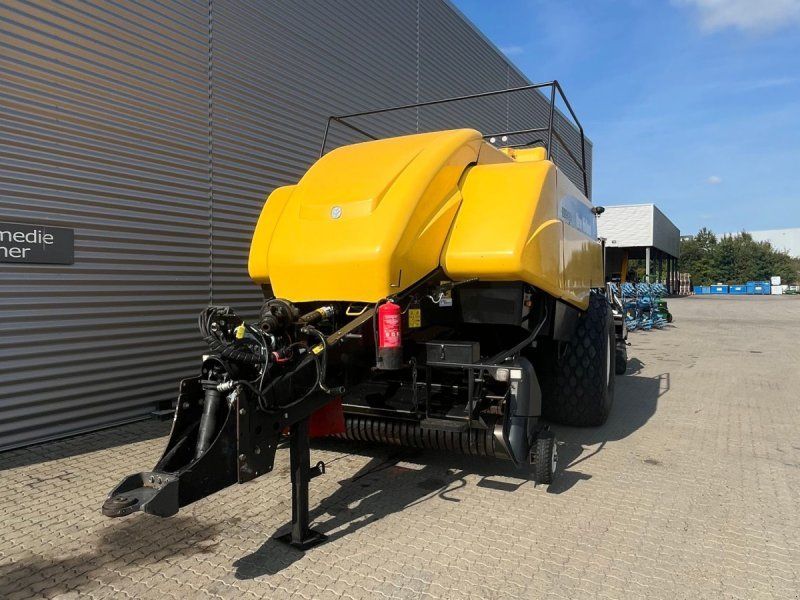 New Holland BB9090 m. vogn