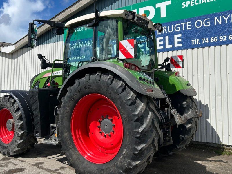 Fendt 724 Vario S4 Profi Plus Med Front PTO