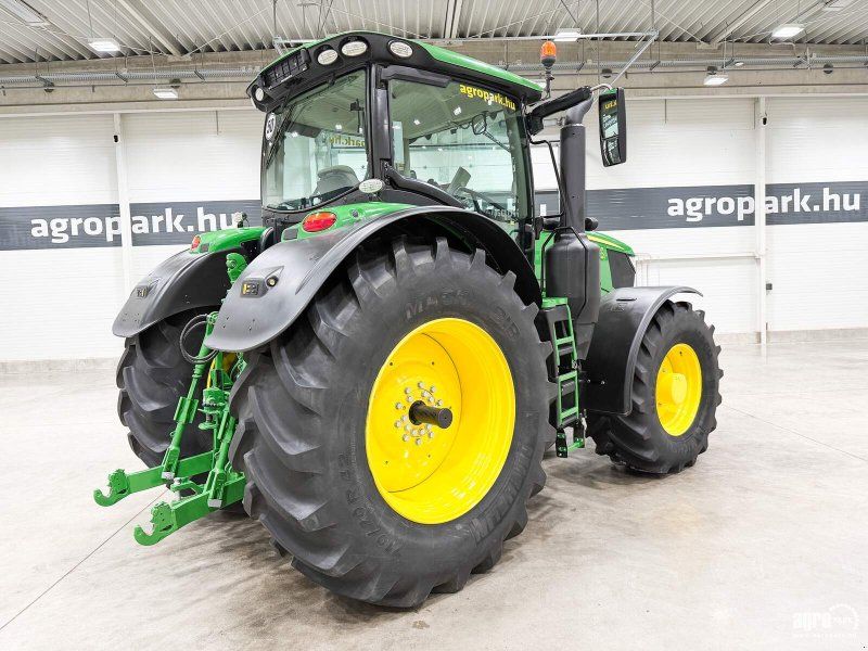 John Deere 6250R