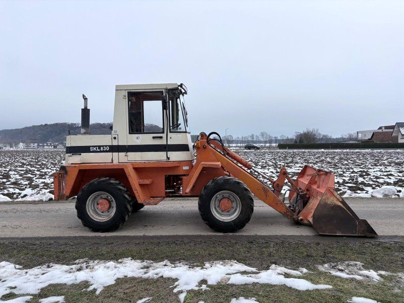 Schaeff SKL 830