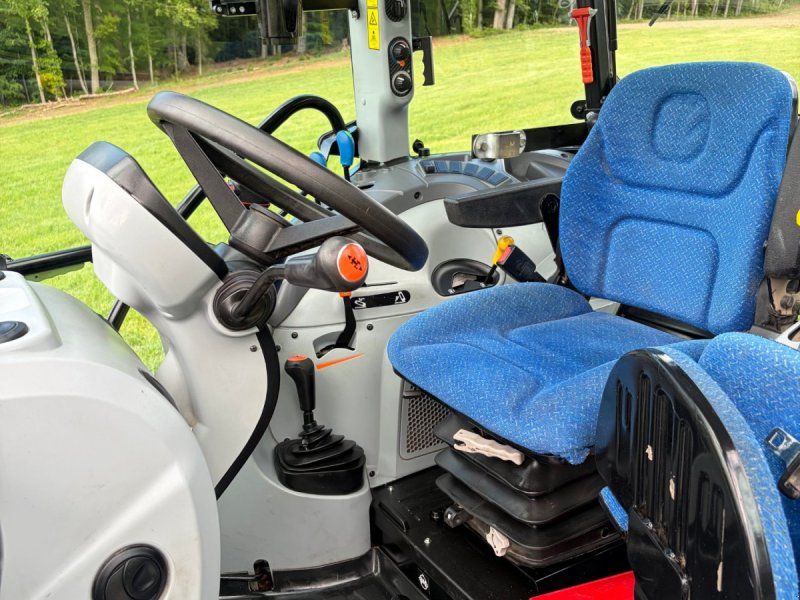 New Holland T 4.75