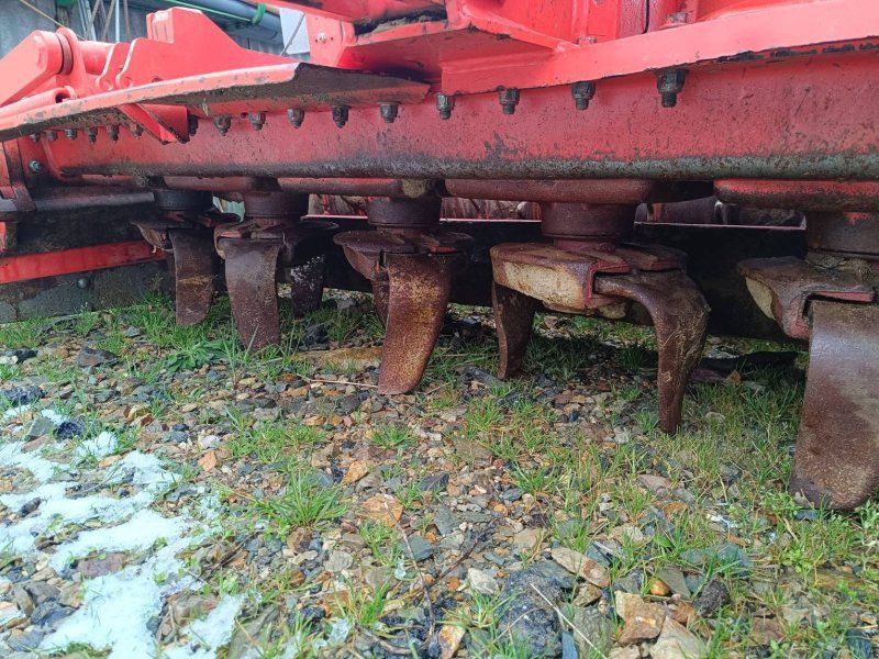 Kuhn HR 304