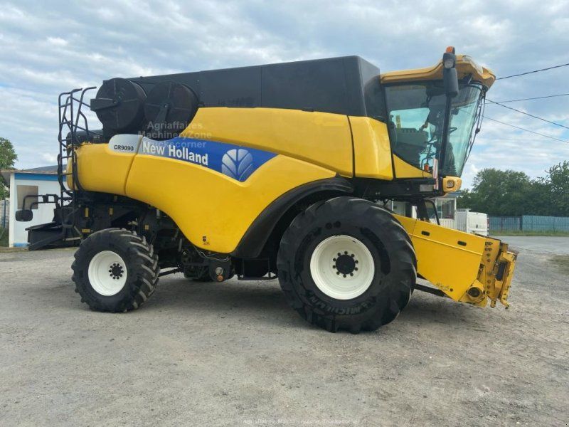 New Holland CR 9090 ELEVATION