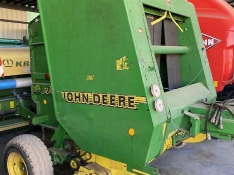 John Deere 570
