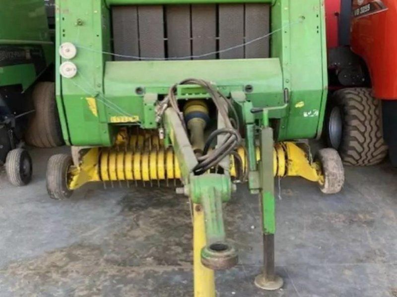 John Deere 570