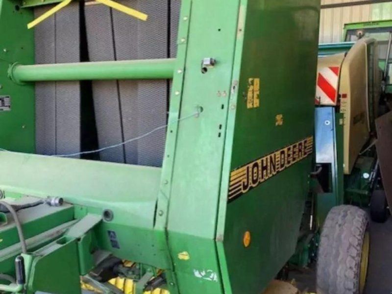 John Deere 570