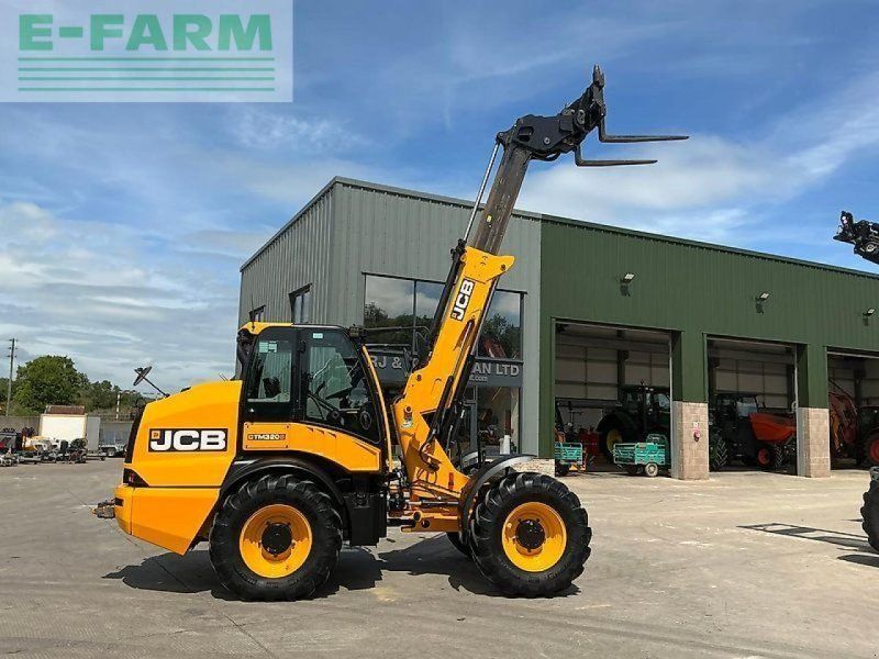 JCB tm320s pivotsteer telehandler (st26772)