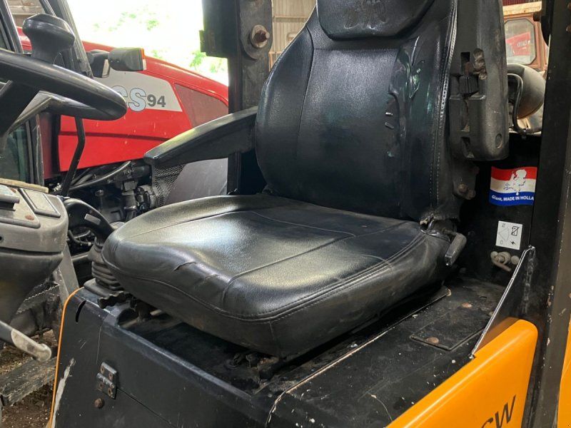 Giant D263SW