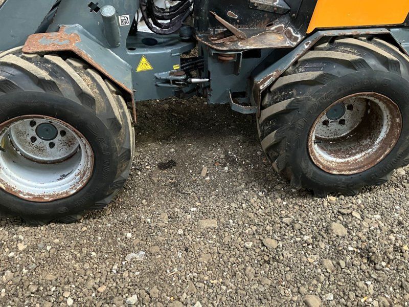 Giant D263SW