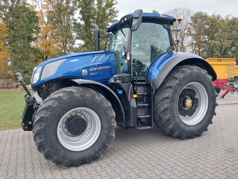 New Holland T 7.275 Auto Command *RTK-Lenksystem*, **85.000,- € netto** (T7.