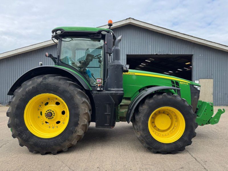 John Deere 8370R