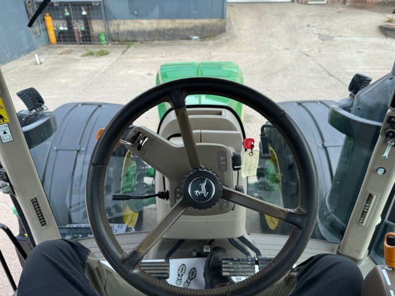 John Deere 8370R