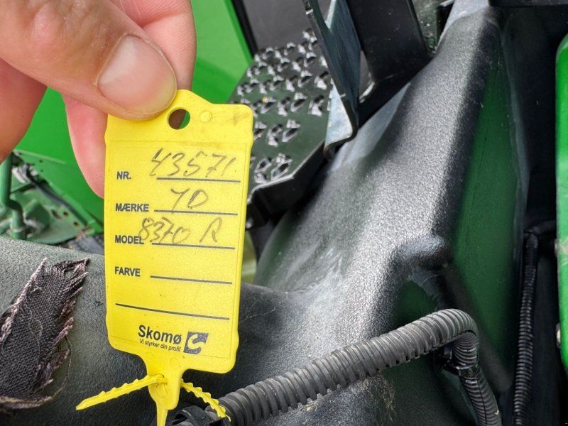 John Deere 8370R