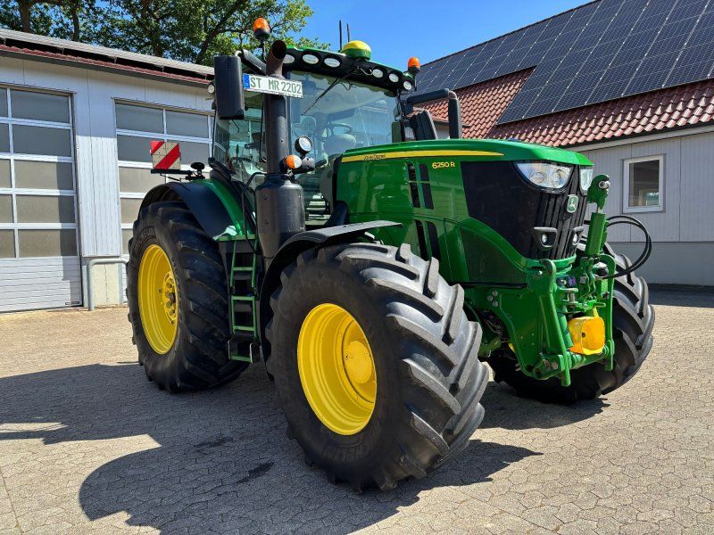 John Deere 6250R Ultimate Edition