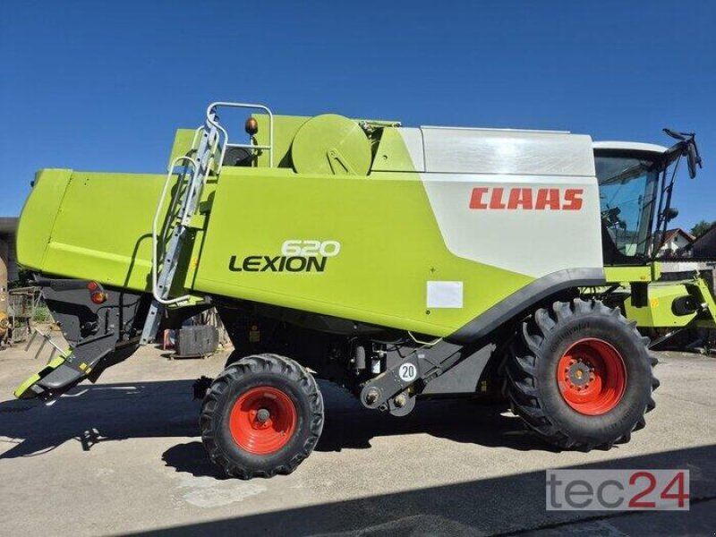 Claas Lexion 620 mit Schneidwerk