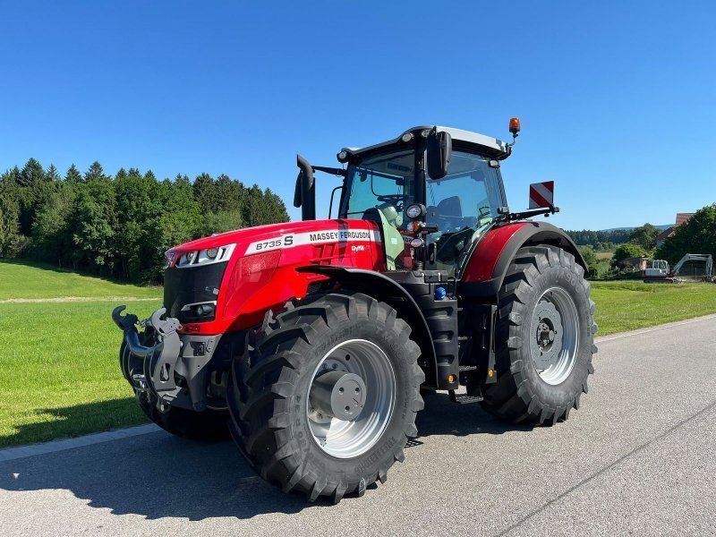 Massey Ferguson 8735 S Exclusive (Stage V)