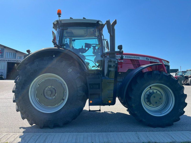 Massey Ferguson 8735 S Exclusive (Stage V)