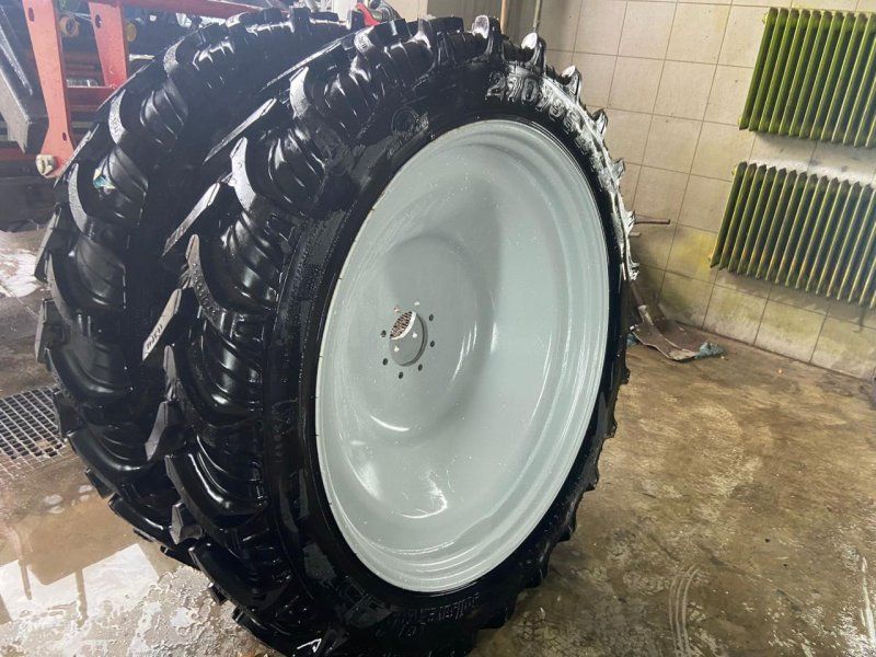 Bohnenkamp 270/95 R42 Pflegeräder , 11.2 R42, Einpresstiefe 20cm, 8-Loch