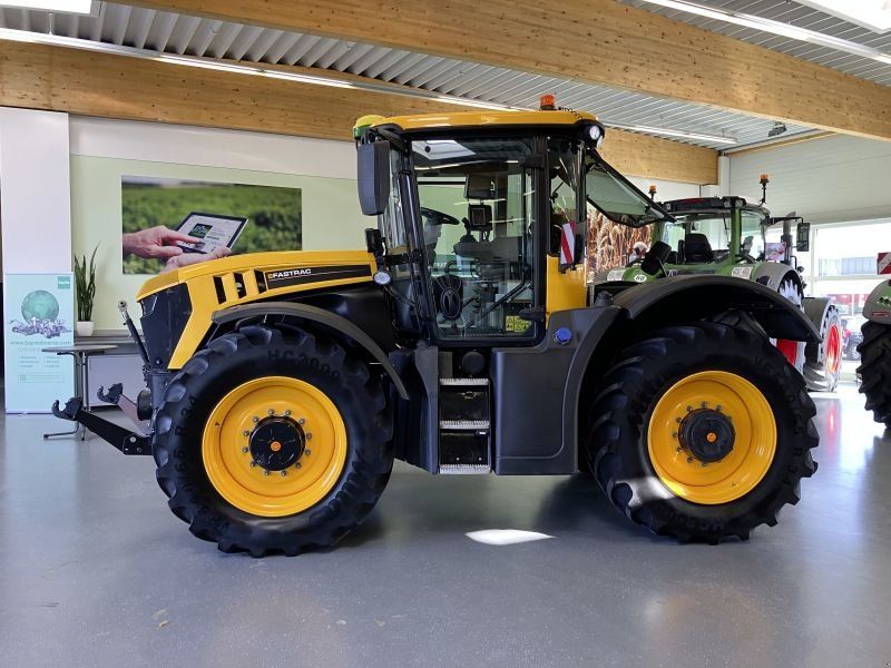 JCB 4220