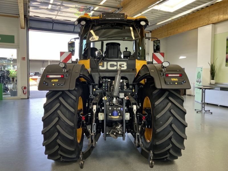 JCB 4220