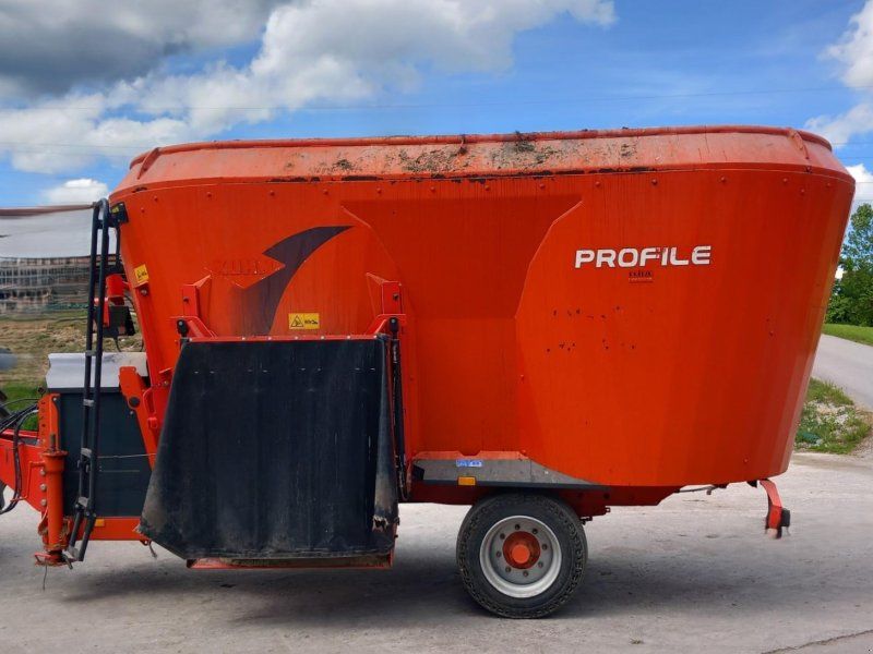 Kuhn 1670 Profile
