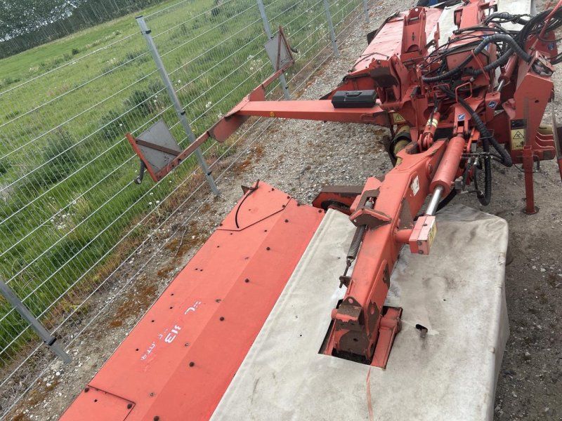 Kuhn FC 813