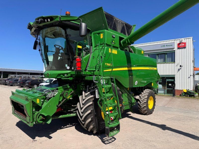 John Deere T560