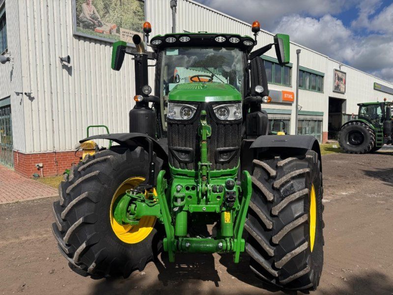 John Deere 6R 250