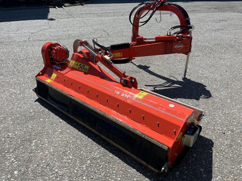 Kuhn TB 211
